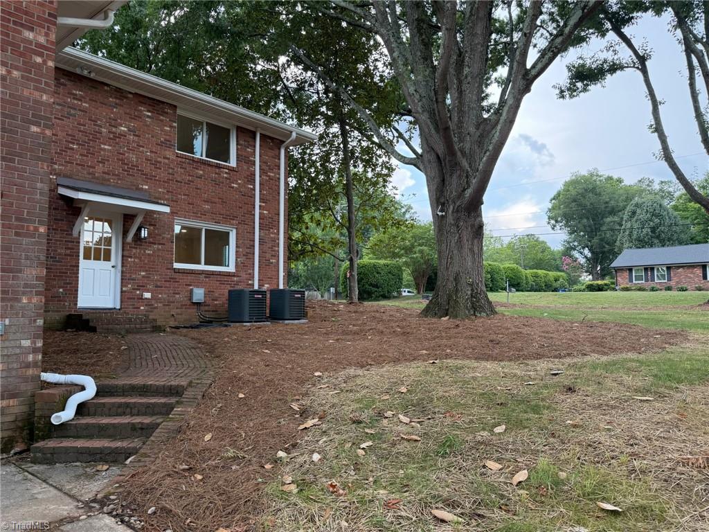 2701 Tudor Road Winston-Salem, NC 27106 - Photo 30 of 31