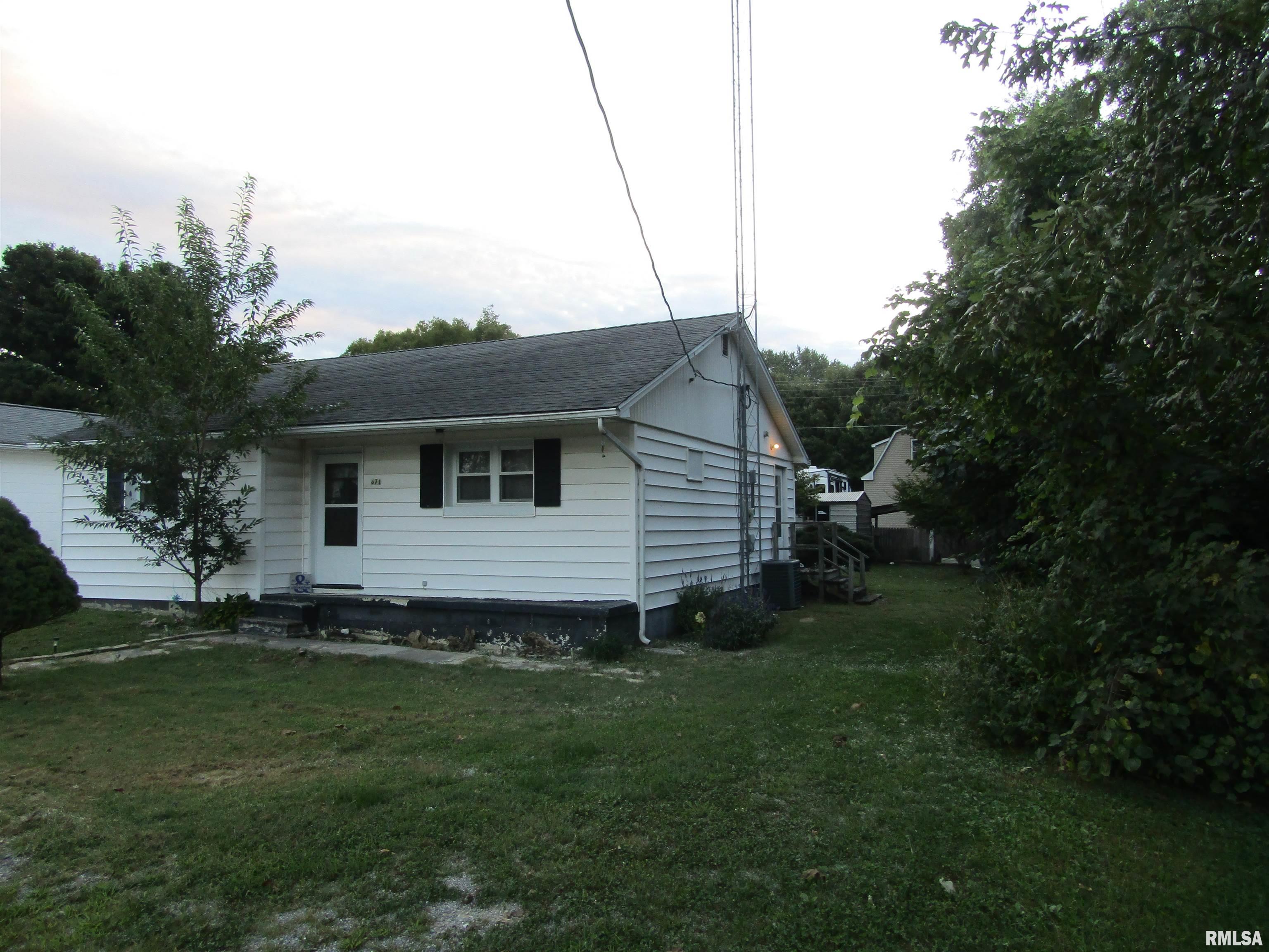 671 Church Street Cave In Rock, IL 62919 - Photo 1 of 10