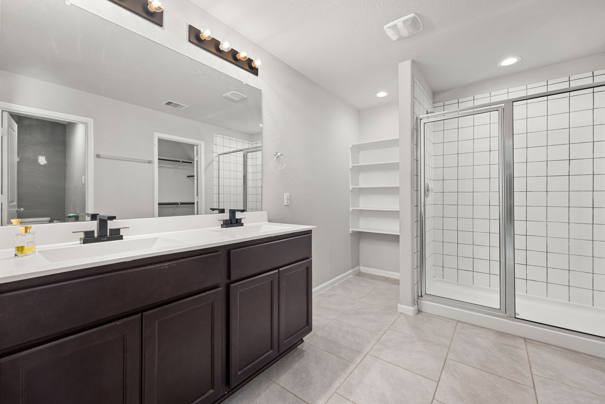 614 Harvest Bluff Drive Rosharon, TX 77583 - Photo 16 of 34 Gallery Image 16