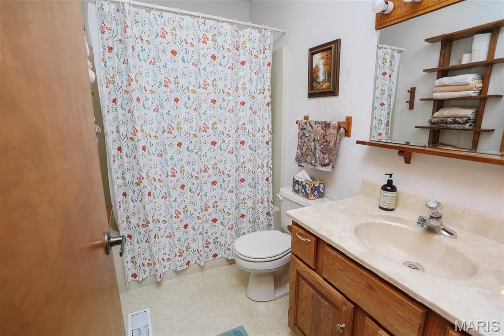 30 Hickory Road Nashville, IL 62263 - Photo 34 of 69 Gallery Image 34