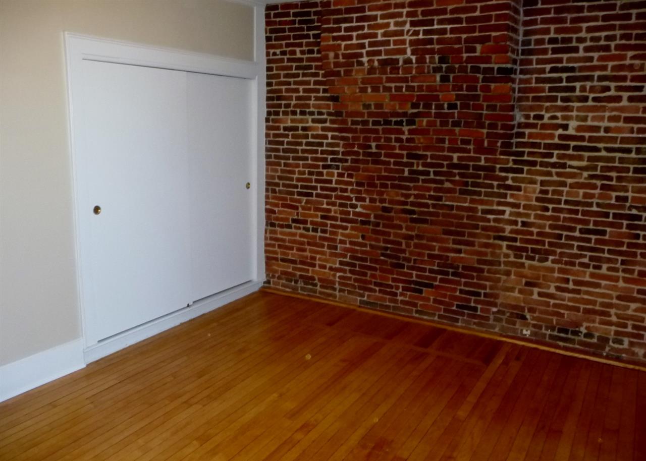 71 Middle Street, Unit R5 Manchester, NH 03101 - Photo 8 of 18 Gallery Image 8
