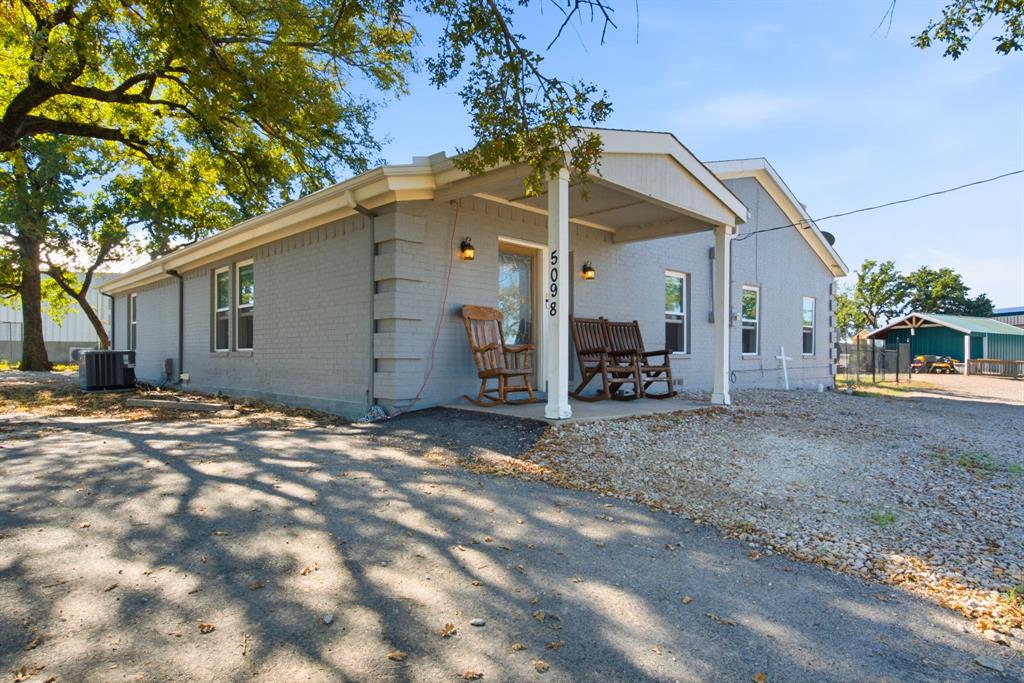 5098 Fairview Road Millsap, TX 76066 - Photo 1 of 40 Gallery Image 1