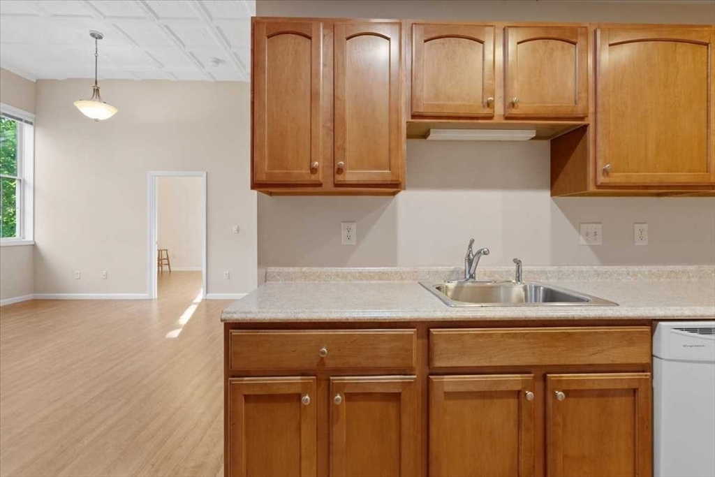 42 Phillips Road, Unit 1 Holden, MA 01520 - Photo 13 of 25 Gallery Image 13