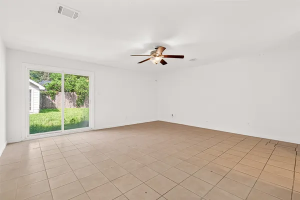 $2,000 | 29311 Raestone Street, Spring, TX 77386