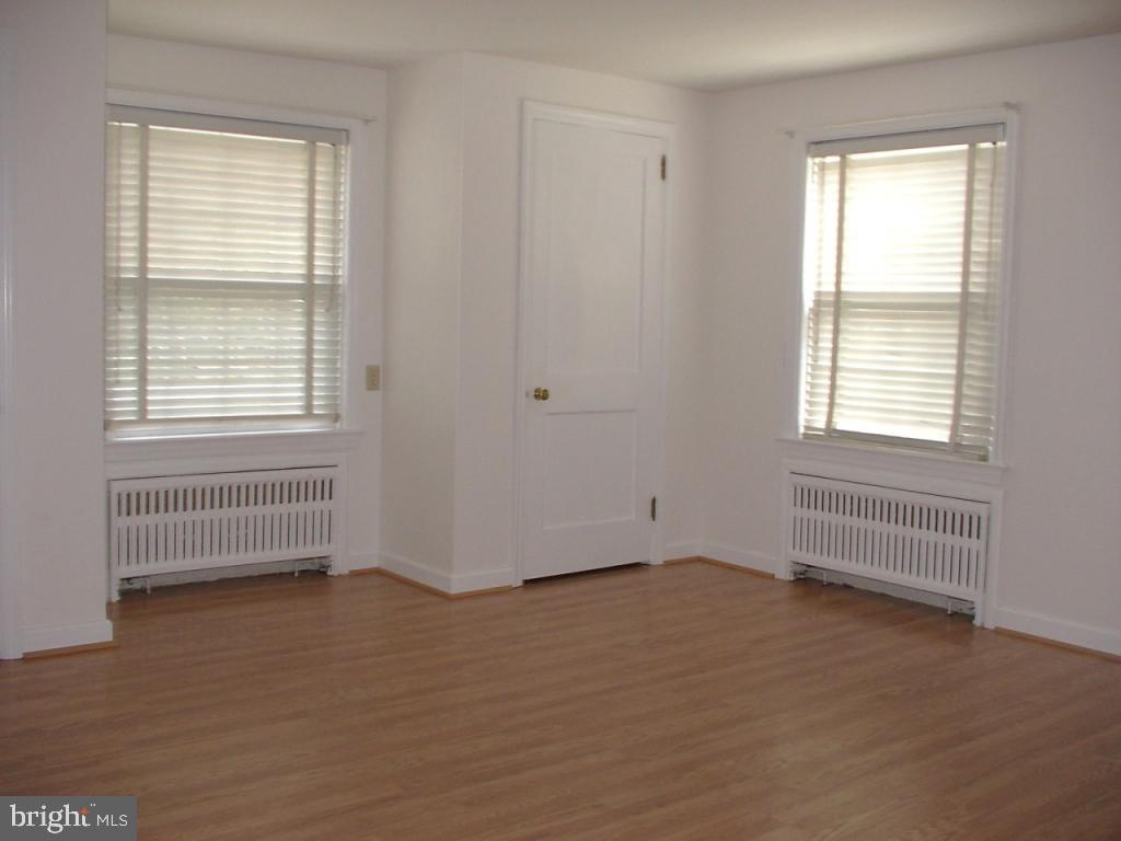 2112 Clover Hill Road Lancaster, PA 17603 - Photo 6 of 11 Gallery Image 6