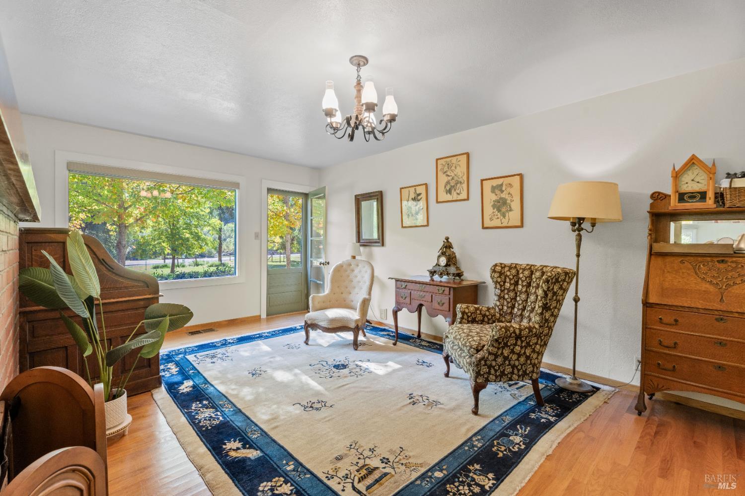 7420 Eastside Potter Valley Road Ukiah, CA 95482 - Photo 13 of 39 Den