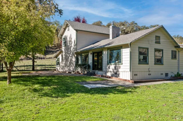 $799,000 | 7420 Eastside Potter Valley Road, Ukiah, CA 95482