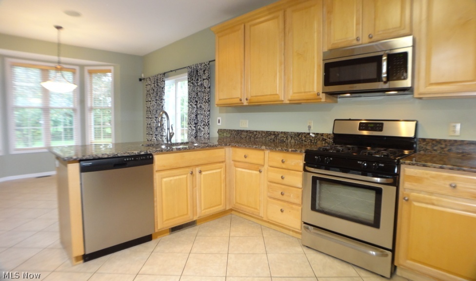 4388 Ridge Crest Drive Akron, OH 44321 - Photo 9 of 25 Gallery Image 9