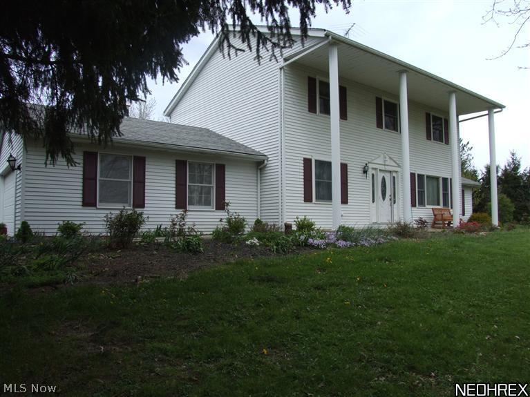 2413 Remsen Road Medina, OH 44256 - Photo 1 of 23 FRONT