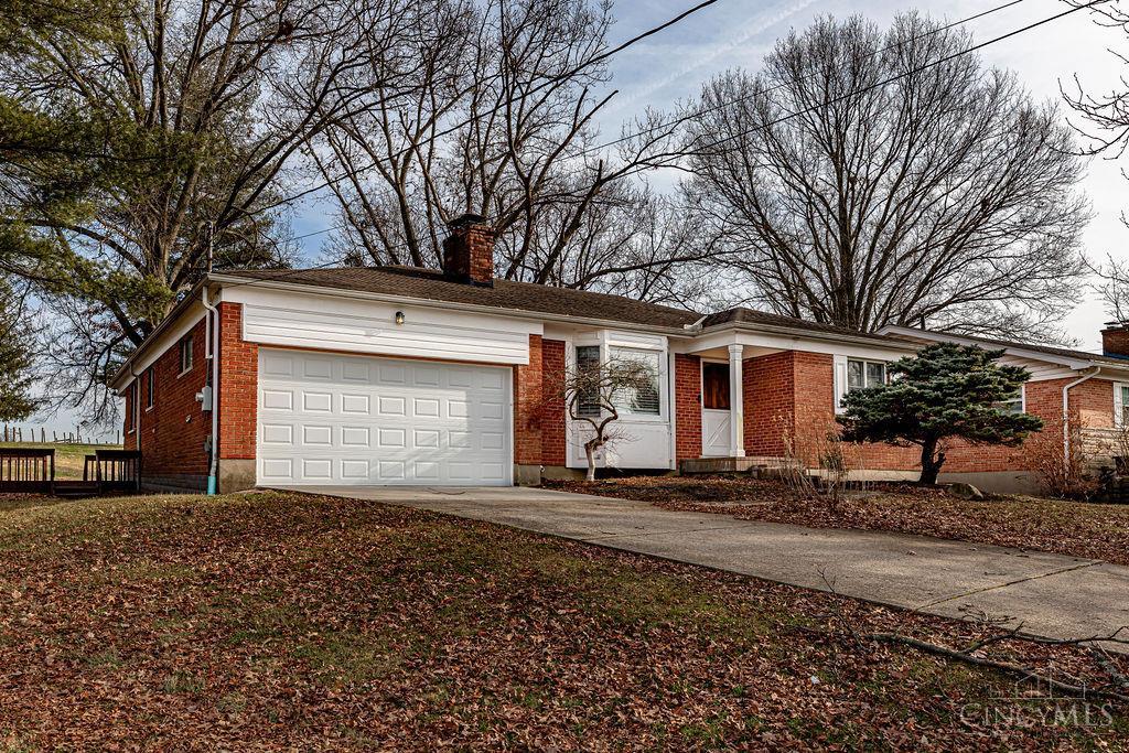 6670 Gaines Road Cincinnati, OH 45247 - Photo 2 of 40
