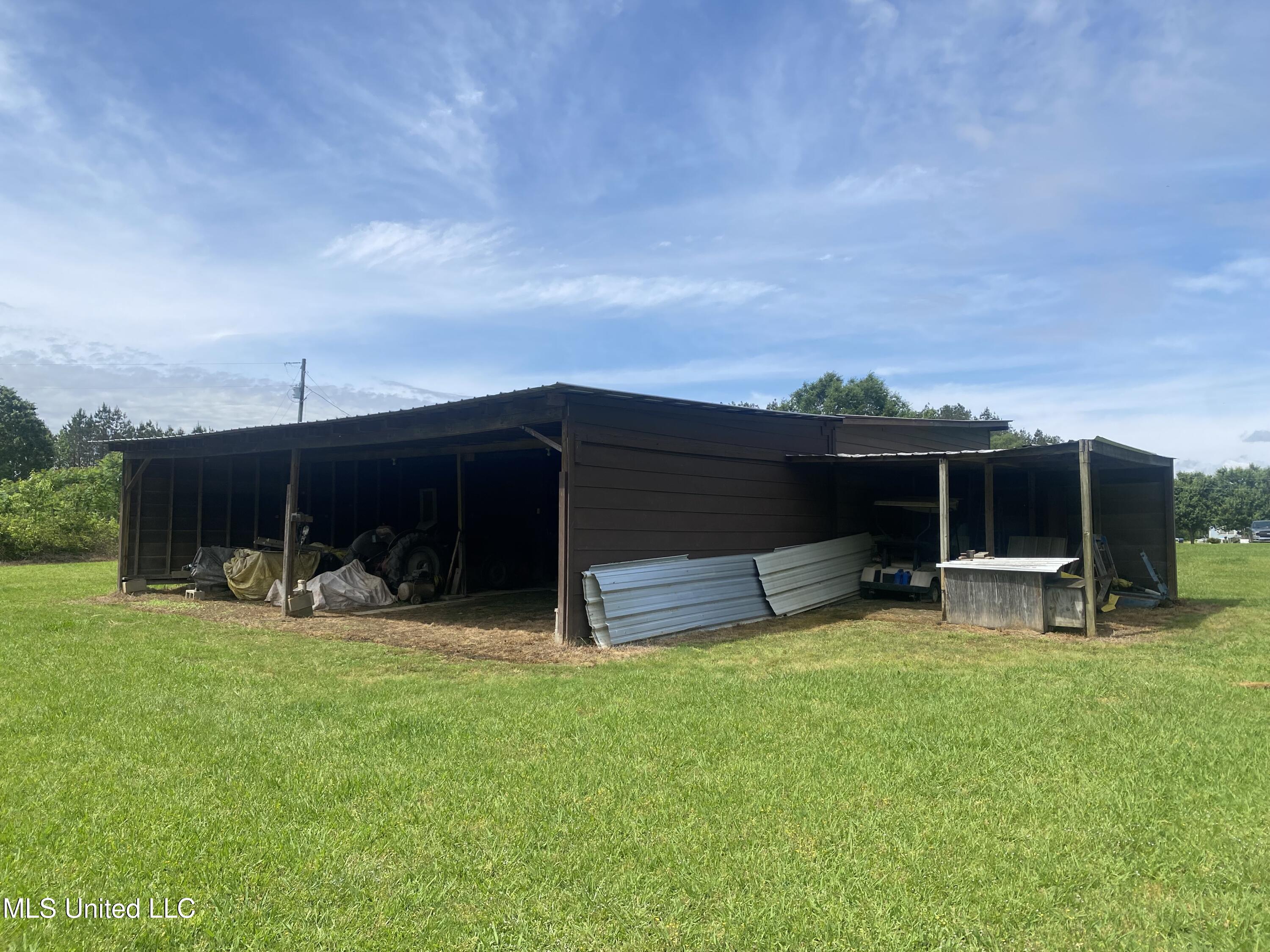 1008 Beatty Road Enid, MS 38927 - Photo 18 of 20 IMG_2531