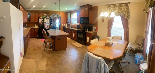 $184,900 | 1008 Beatty Road, Enid, MS 38927