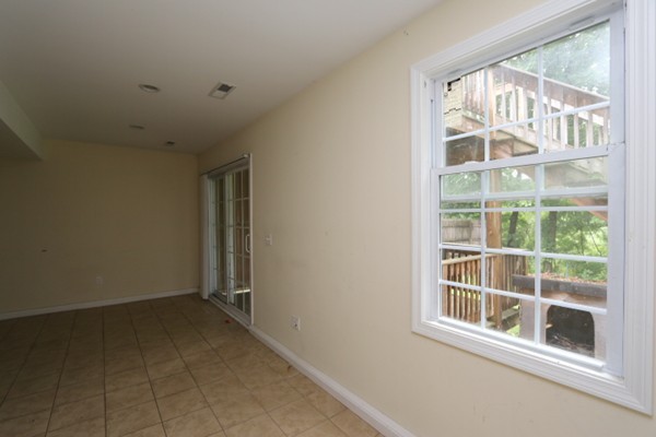 178 Wrentham Road Springfield, MA 01119 - Photo 17 of 25