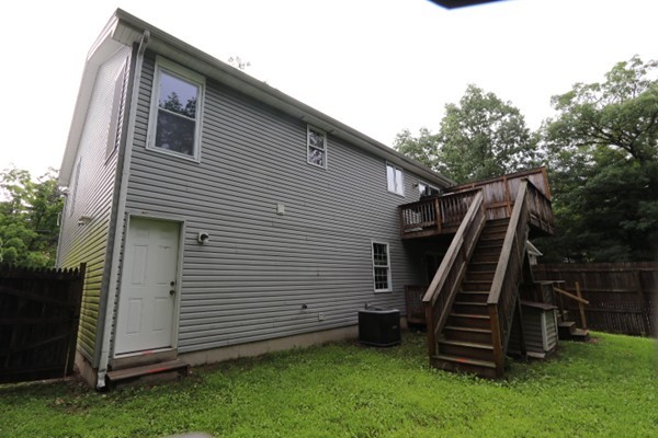 178 Wrentham Road Springfield, MA 01119 - Photo 4 of 25