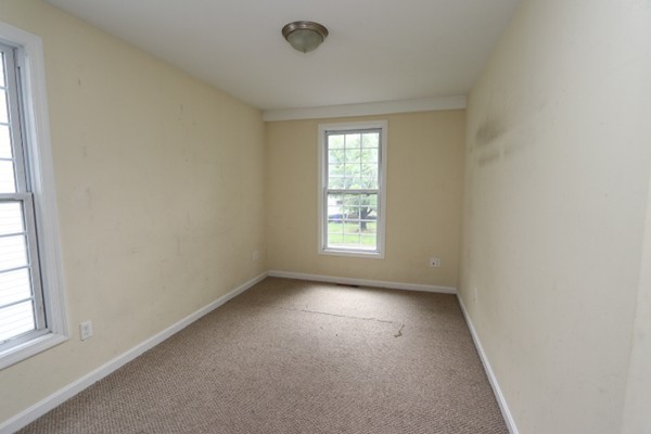 178 Wrentham Road Springfield, MA 01119 - Photo 10 of 25