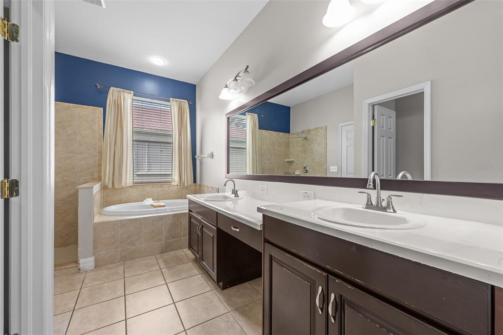 5909 Wedgefield Drive Zephyrhills, FL 33541 - Photo 23 of 54