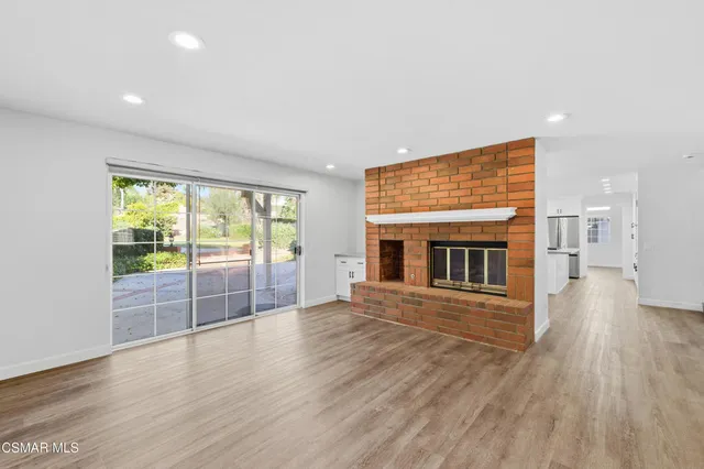 $5,900 | 6945 Via Alba, Camarillo, CA 93012