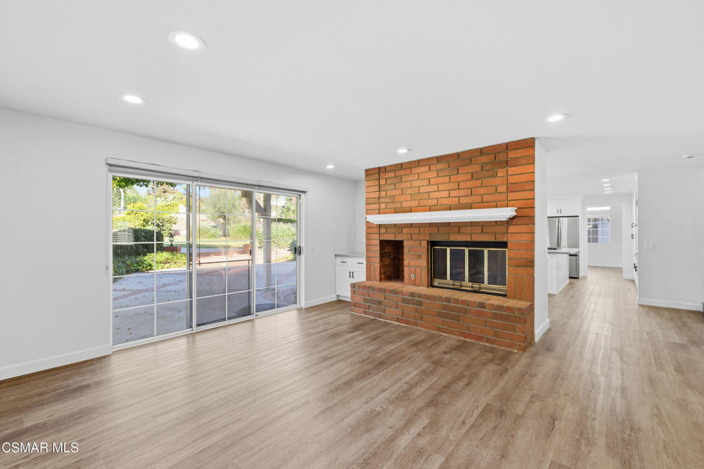 6945 Via Alba Camarillo, CA 93012 - Photo 12 of 45