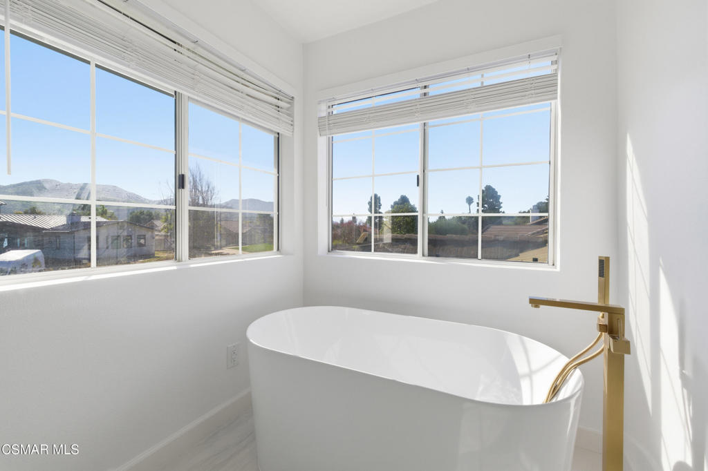 6945 Via Alba Camarillo, CA 93012 - Photo 29 of 45