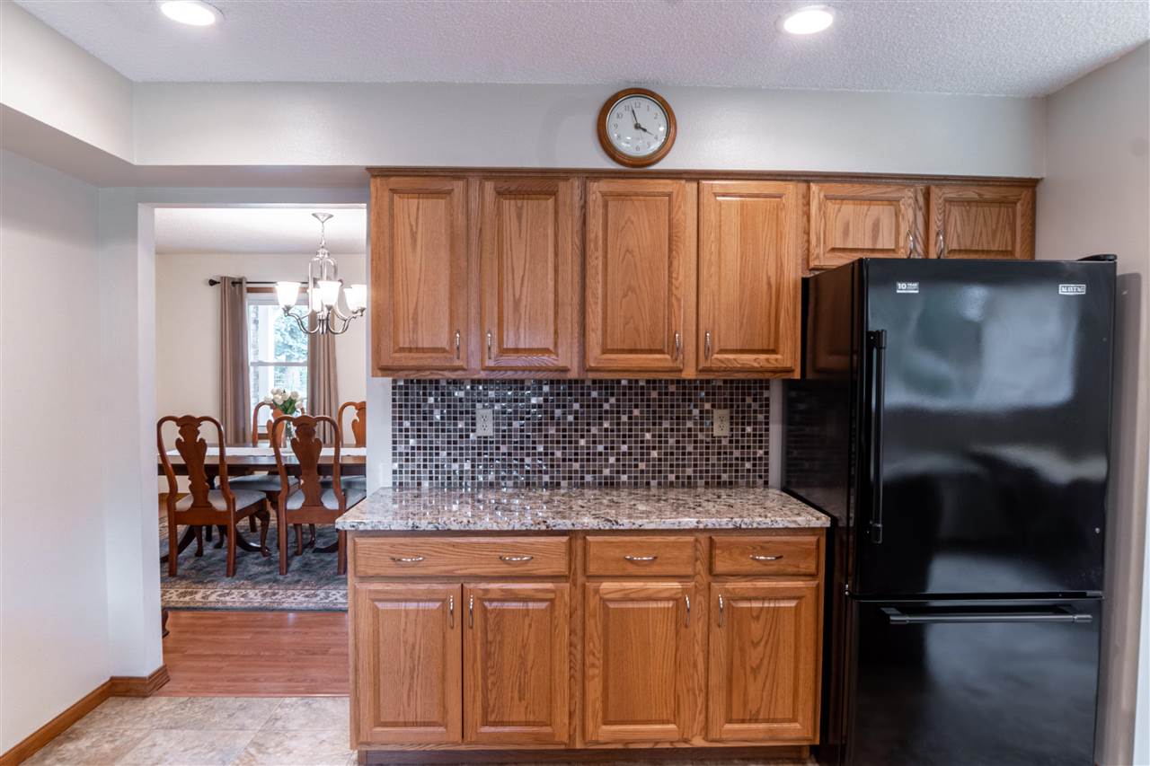 1498 High Country Road Coralville, IA 52241 - Photo 12 of 50 Gallery Image 12