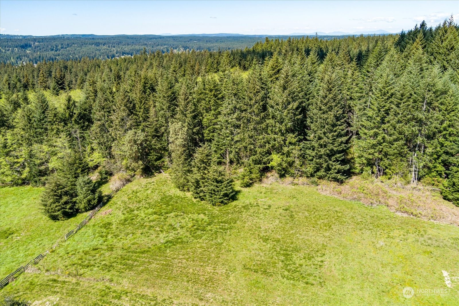 -xxx Log Cabin Road Clinton, WA 98236 - Photo 13 of 29 Gallery Image 13