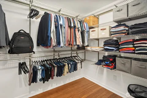 $1,768,000 | 1817 220th Place Northeast, Sammamish, WA 98074