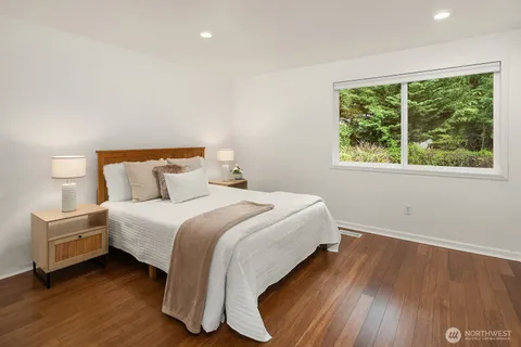 $1,768,000 | 1817 220th Place Northeast, Sammamish, WA 98074