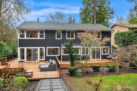 $1,768,000 | 1817 220th Place Northeast, Sammamish, WA 98074