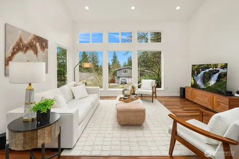 $1,768,000 | 1817 220th Place Northeast, Sammamish, WA 98074