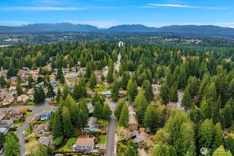 $1,768,000 | 1817 220th Place Northeast, Sammamish, WA 98074