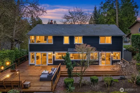 $1,768,000 | 1817 220th Place Northeast, Sammamish, WA 98074
