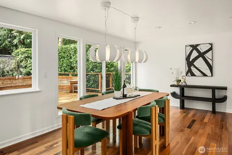 $1,768,000 | 1817 220th Place Northeast, Sammamish, WA 98074