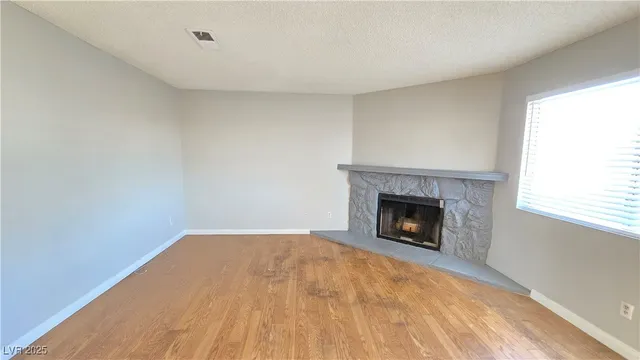 $1,200 | 1600 Burningwood Lane, Unit 201, Las Vegas, NV 89108