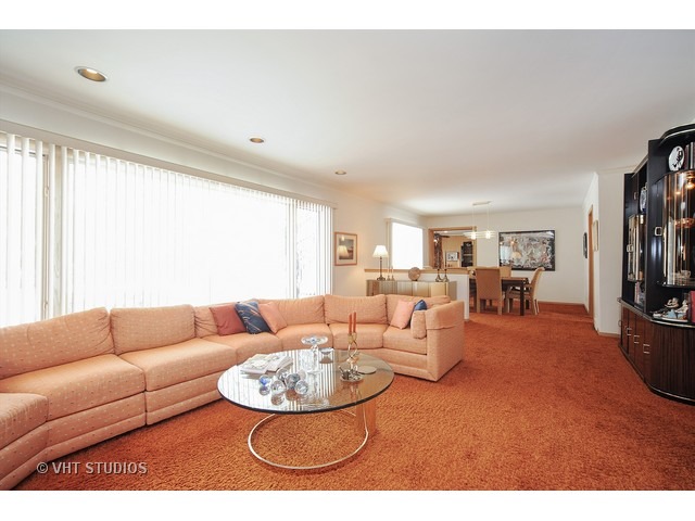 2159 Woodview Lane Park Ridge, IL 60068 - Photo 6 of 19