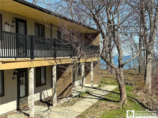 $225,000 | 310 Edgewater Drive, Westfield, NY 14787