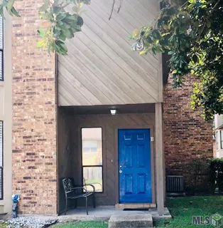$1,300 | 1953 South Brightside View Drive, Unit B, Baton Rouge, LA 70820
