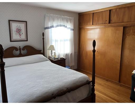 33 Cornwall Street Springfield, MA 01104 - Photo 20 of 28 Gallery Image 20