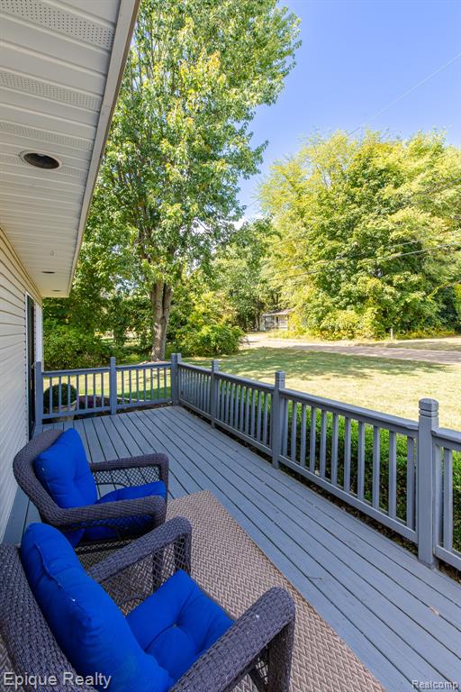 2999 Buckner Road Lake Orion, MI 48362 - Photo 7 of 52 Gallery Image 7