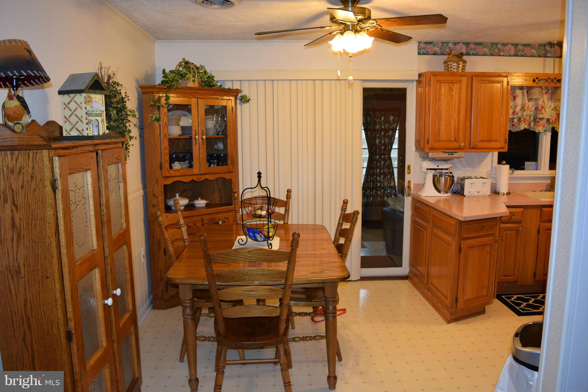 11613 Rocky Meadow Road Clear Spring, MD 21722 - Photo 3 of 13 Dining Room