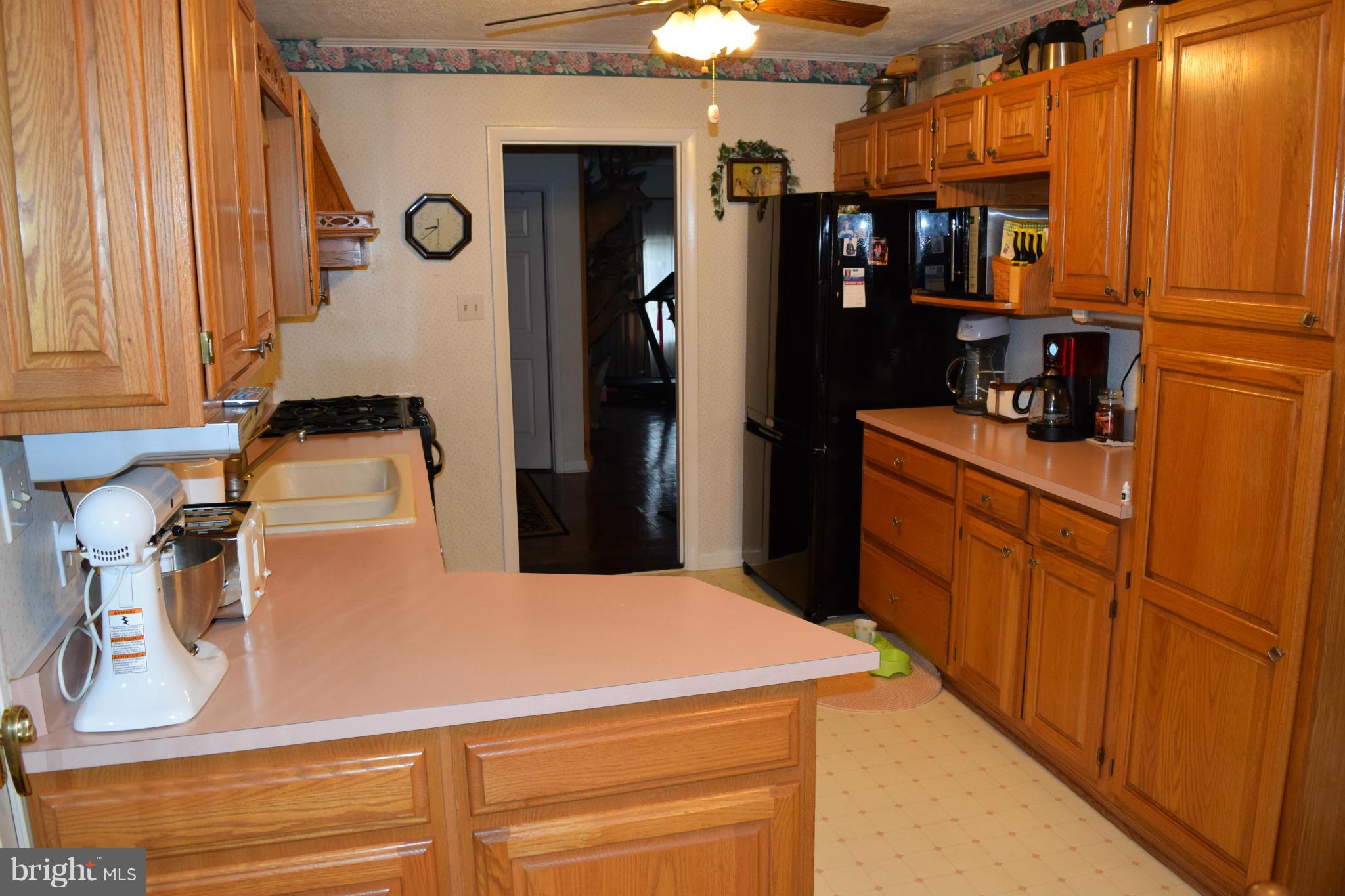 11613 Rocky Meadow Road Clear Spring, MD 21722 - Photo 5 of 13 Kitchen
