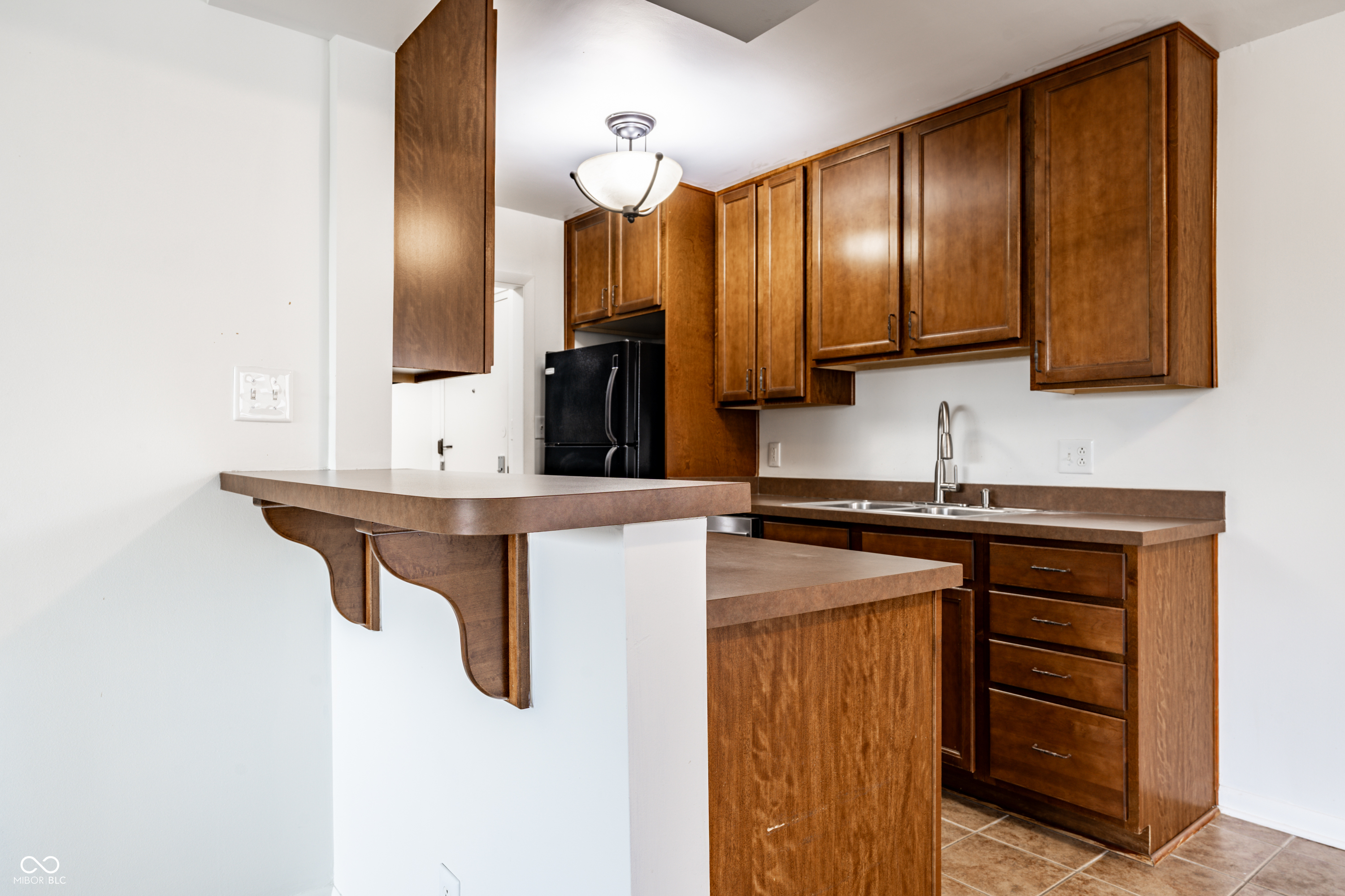 3965 North Meridian Street, Unit 2J Indianapolis, IN 46208 - Photo 12 of 28