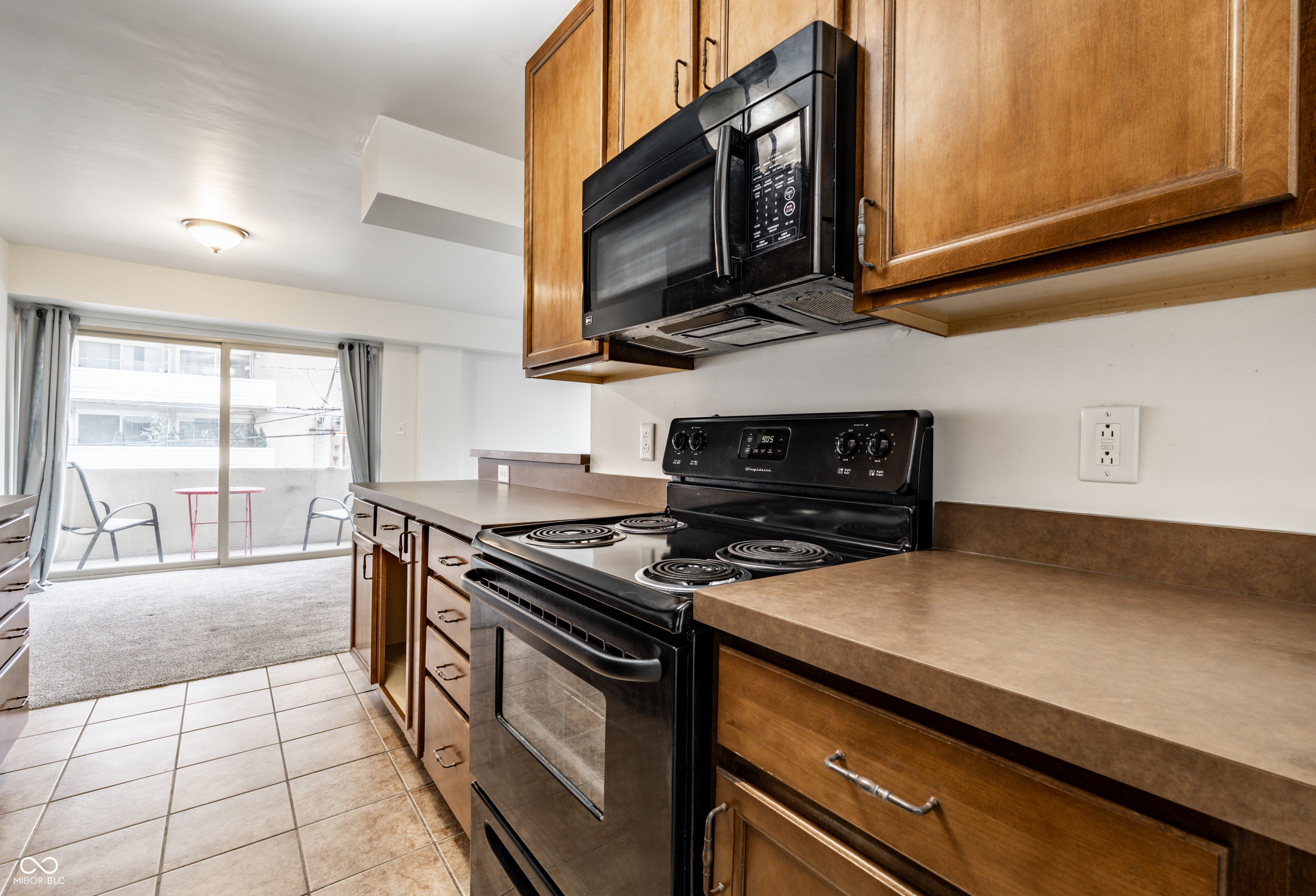 3965 North Meridian Street, Unit 2J Indianapolis, IN 46208 - Photo 9 of 28