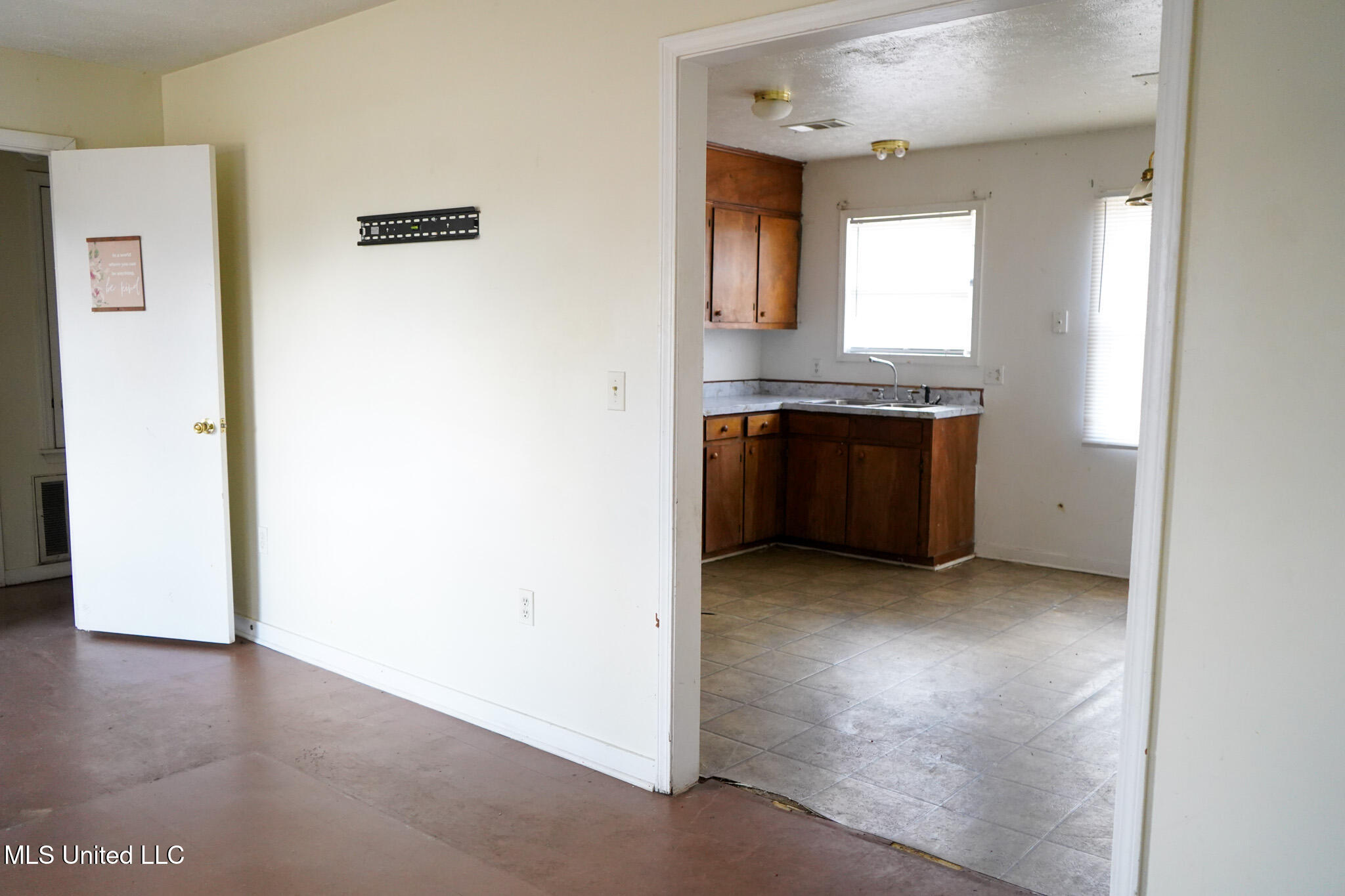 7958 Hebron Road Lexington, MS 39095 - Photo 31 of 49 Home 1