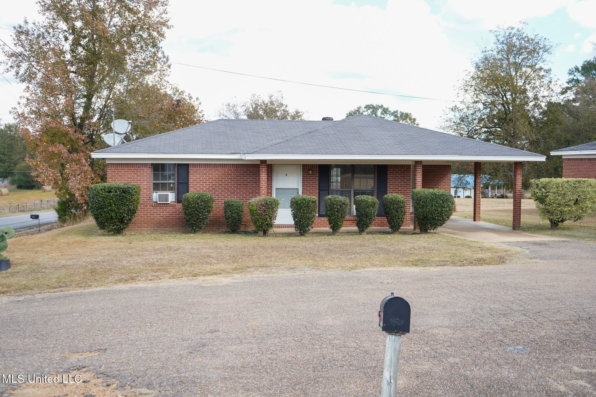 7958 Hebron Road Lexington, MS 39095 - Photo 32 of 49 Home 4