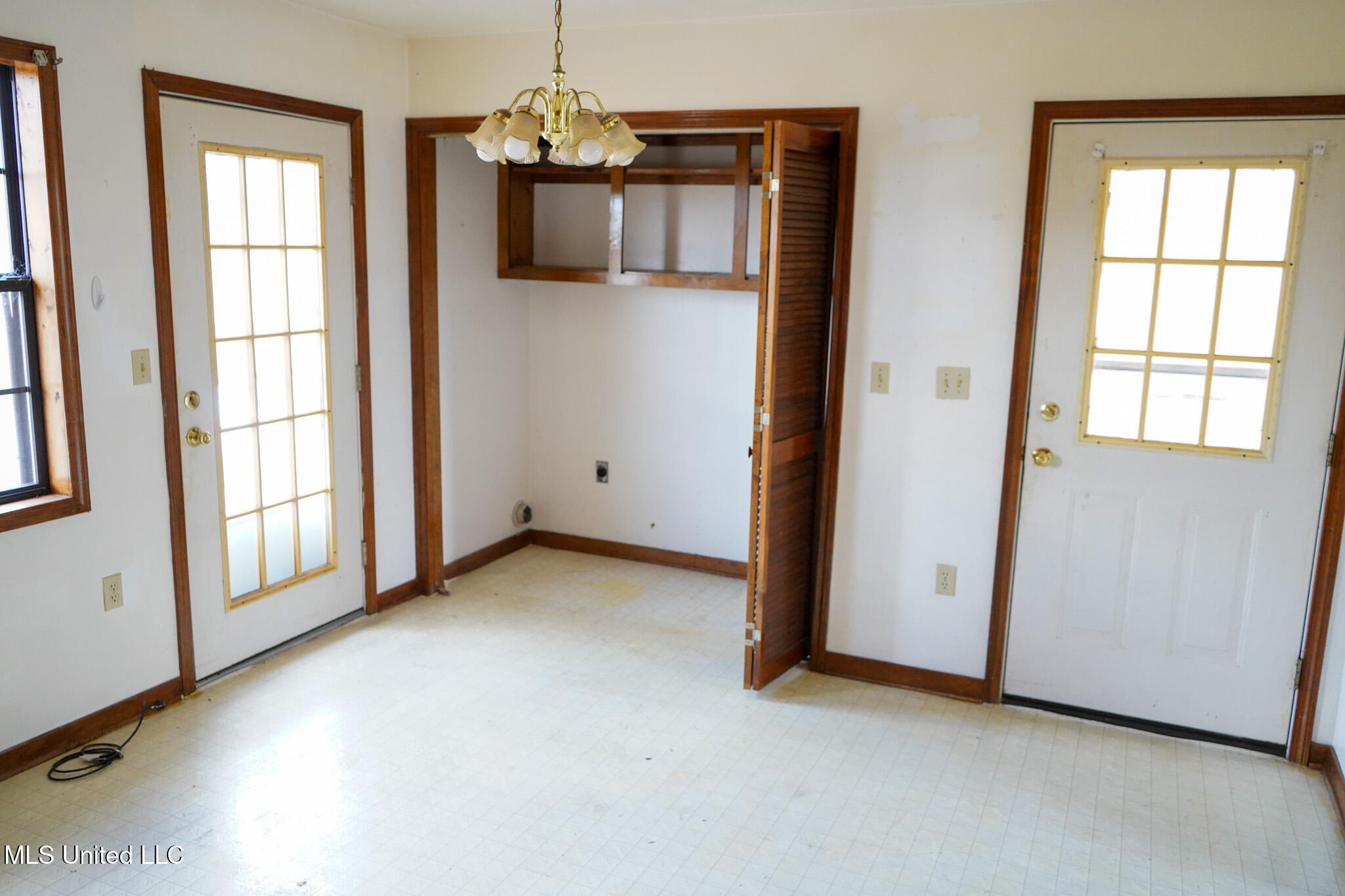 7958 Hebron Road Lexington, MS 39095 - Photo 39 of 49 Home 4