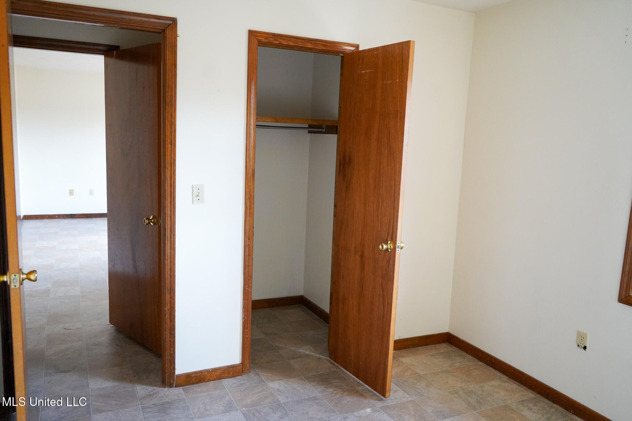 7958 Hebron Road Lexington, MS 39095 - Photo 41 of 49 Home 4