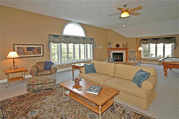 5 Endicott Road Andover, MA 01810 - Photo 11 of 30 Gallery Image 11
