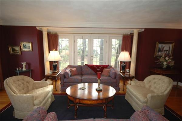 5 Endicott Road Andover, MA 01810 - Photo 14 of 30 Gallery Image 14