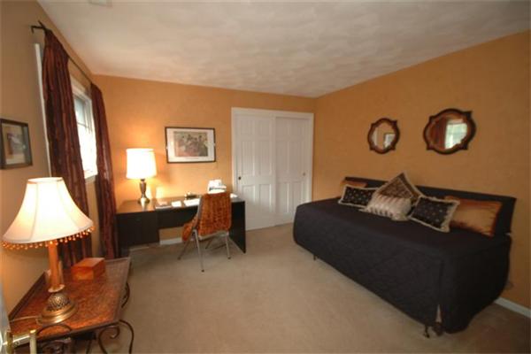 5 Endicott Road Andover, MA 01810 - Photo 21 of 30 Gallery Image 21