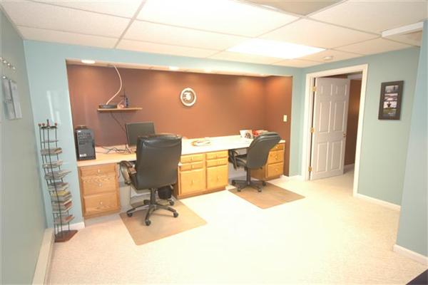 5 Endicott Road Andover, MA 01810 - Photo 23 of 30 Gallery Image 23